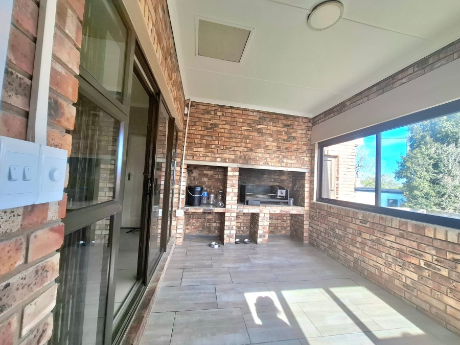 3 Bedroom Property for Sale in Cambridge Eastern Cape